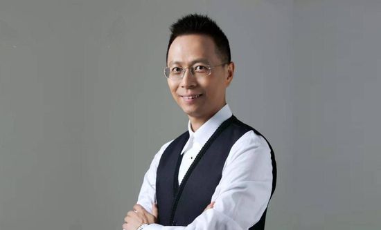双乳玉峰涨奶罩奶水