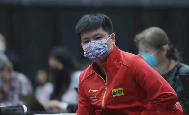 难过的姐姐